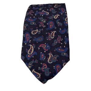Brooks Brothers 346 Men’s Tie Black Blue Paisley 100% Silk Necktie USA 3.25” 58L